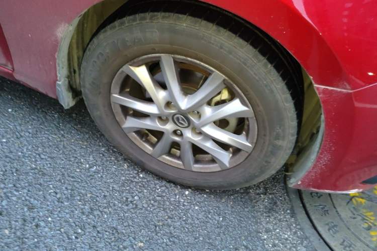 Used Mazda 3 Axela 2016 Sedan 1.5L Automatic Comfort Model Right Front Wheel Hub