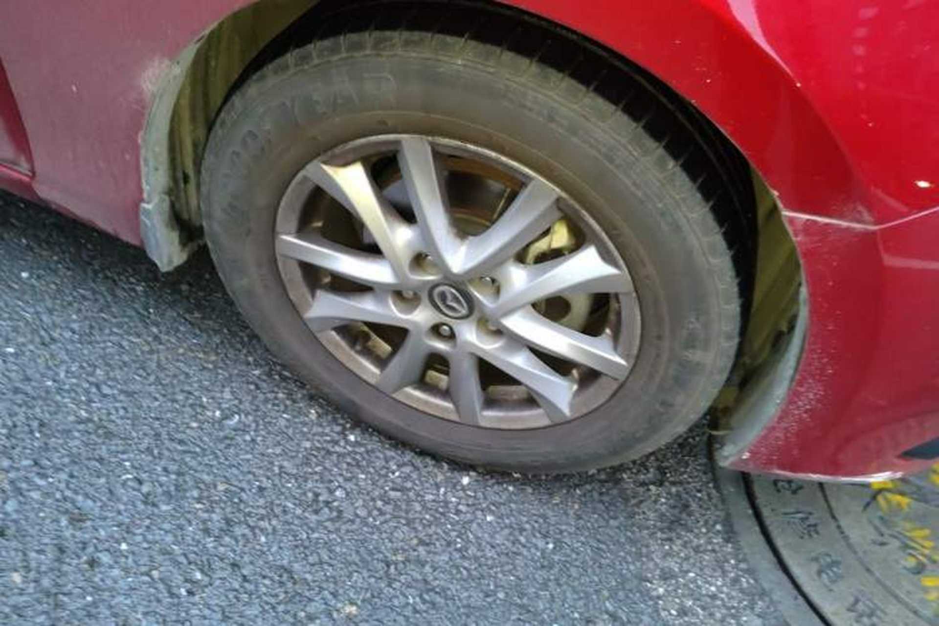 Used Mazda 3 Axela 2016 Sedan 1.5L Automatic Comfort Model Right Front Wheel Hub