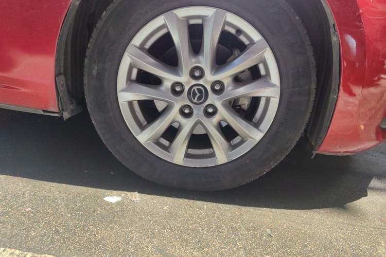 Used Mazda 3 Axela 2016 Hatchback 1.5L Automatic Comfort Model Right Front Wheel Hub