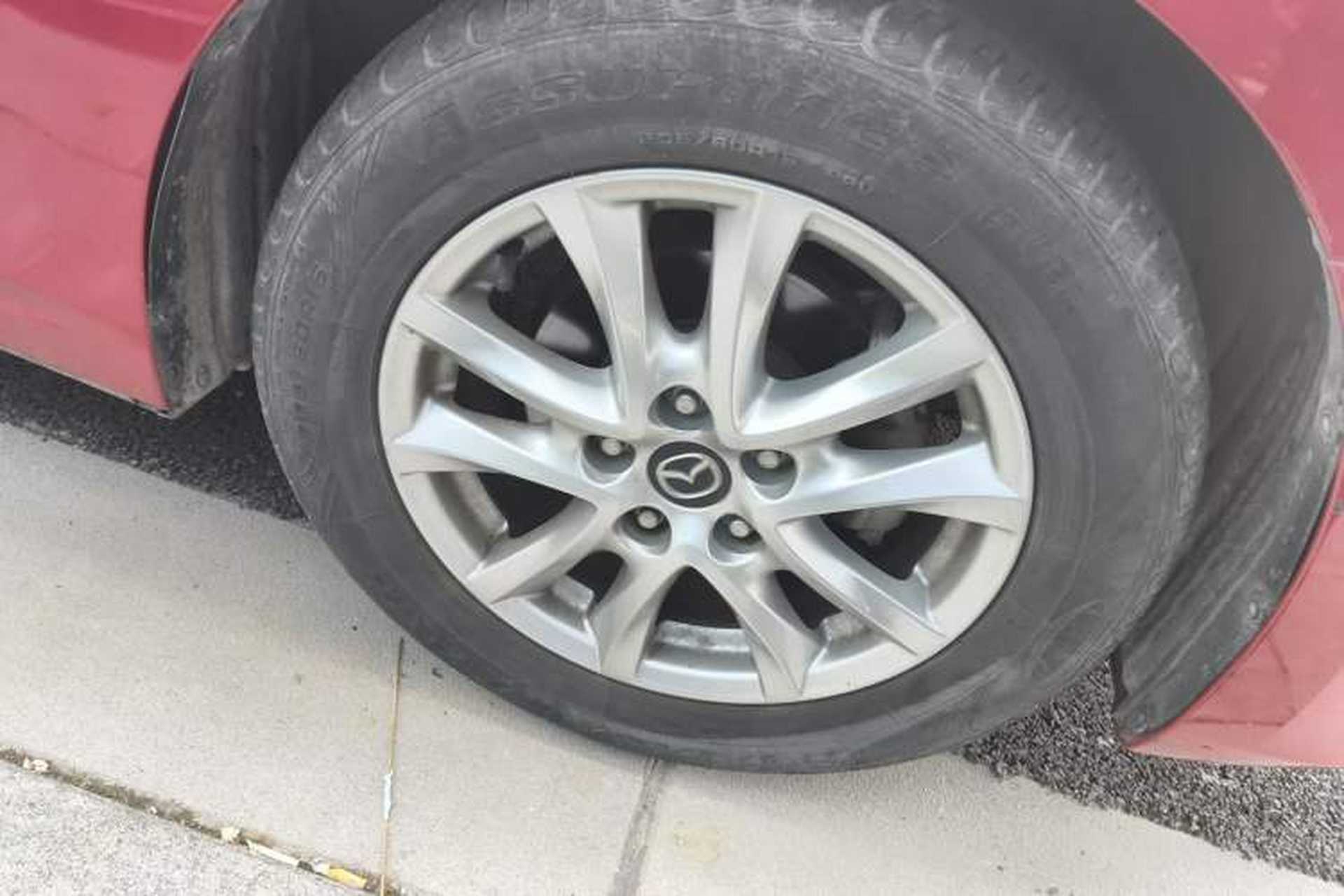 Used Mazda 3 Axela 2016 Sedan 1.5L Automatic Luxury Model Right Front Wheel Hub