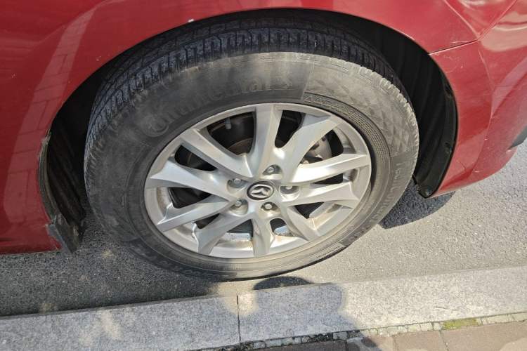 Used Mazda 3 Axela 2016 Sedan 1.5L Manual Comfort Model Right Front Wheel Hub