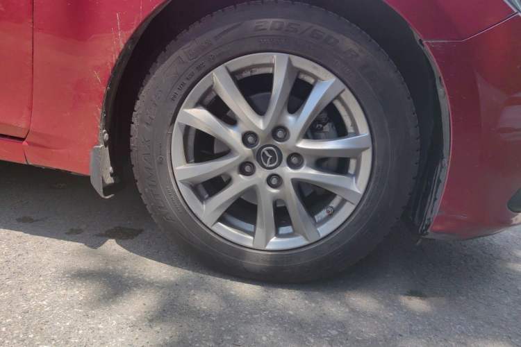 Used Mazda 3 Axela 2016 Sedan 1.5L Automatic Luxury Model Right Front Wheel Hub