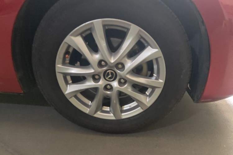 Used Mazda 3 Axela 2016 Hatchback 1.5L Automatic Comfort Model Right Front Wheel Hub