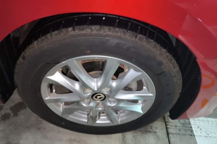 Used Mazda 3 Axela 2016 Sedan 1.5L Automatic Luxury Model Right Front Wheel Hub