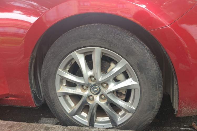 Used Mazda 3 Axela 2016 Sedan 1.5L Automatic Luxury Model Right Front Wheel Hub