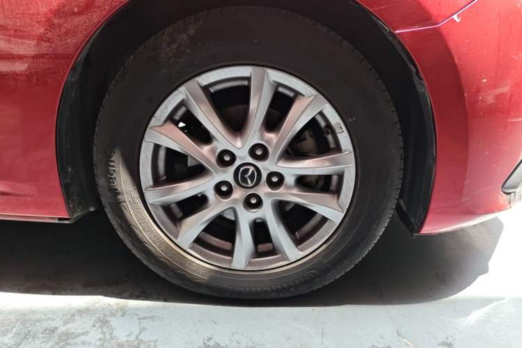Used Mazda 3 Axela 2016 Sedan 1.5L Automatic Luxury Model Right Front Wheel Hub