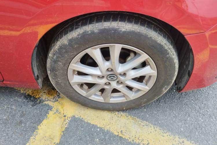 Used Mazda 3 Axela 2016 Sedan 1.5L Automatic Comfort Model Right Front Wheel Hub