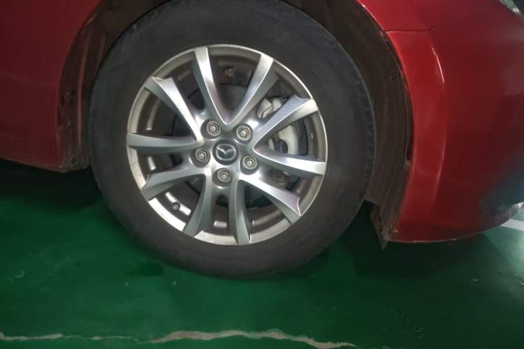 Used Mazda 3 Axela 2016 Sedan 1.5L Automatic Comfort Model Right Front Wheel Hub