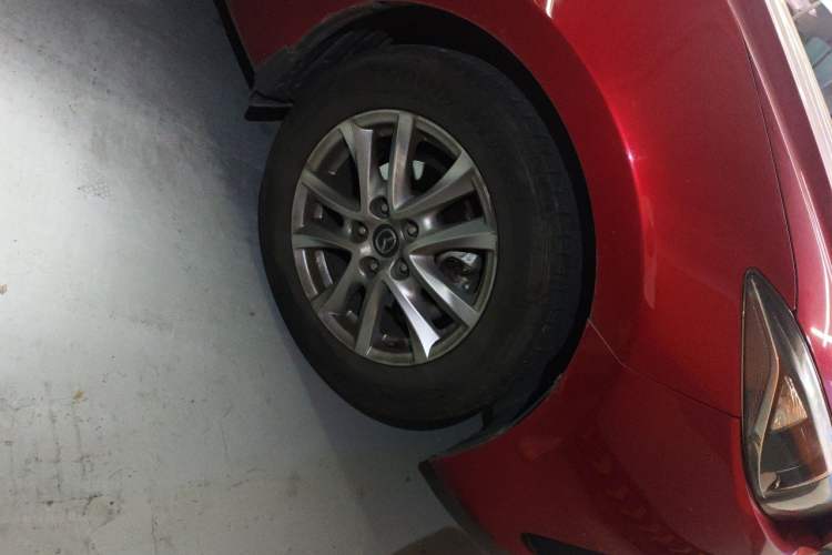 Used Mazda 3 Axela 2016 Sedan 1.5L Automatic Luxury Model Right Front Wheel Hub