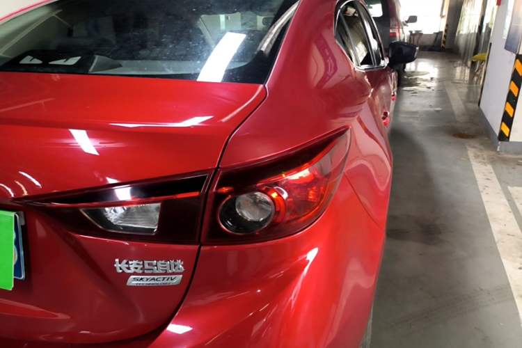 Used Mazda 3 Axela 2016 Sedan 1.5L Manual Comfort Model Right Rear Taillight