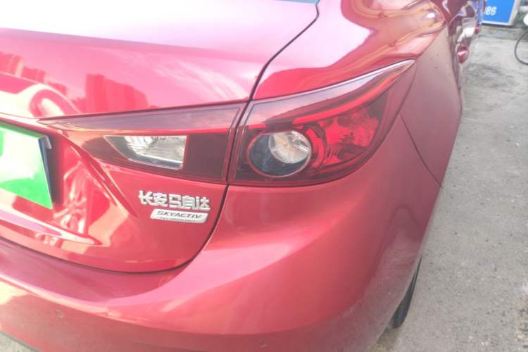 Used Mazda 3 Axela 2016 Sedan 2.0L Automatic Sport Model Right Rear Taillight