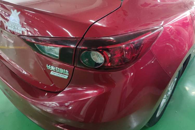 Used Mazda 3 Axela 2016 Sedan 1.5L Automatic Luxury Model Right Rear Taillight
