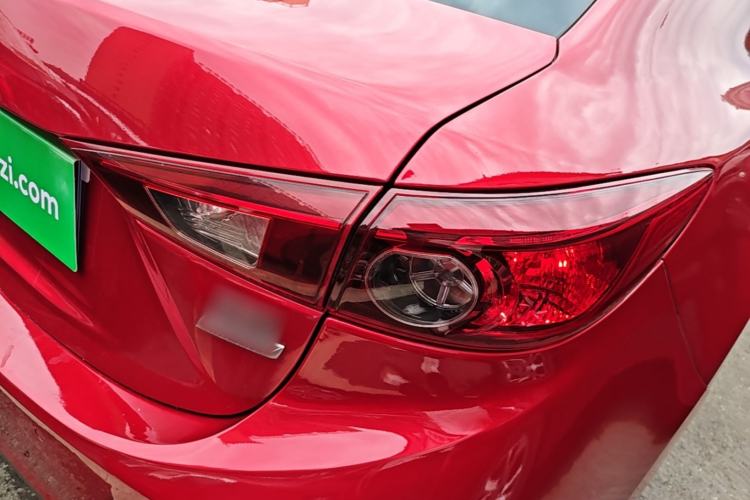 Used Mazda 3 Axela 2016 Sedan 1.5L Manual Luxury Model Right Rear Taillight