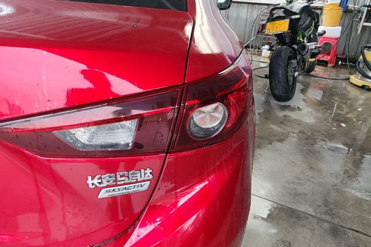 Used Mazda 3 Axela 2016 Sedan 1.5L Automatic Comfort Model Right Rear Taillight