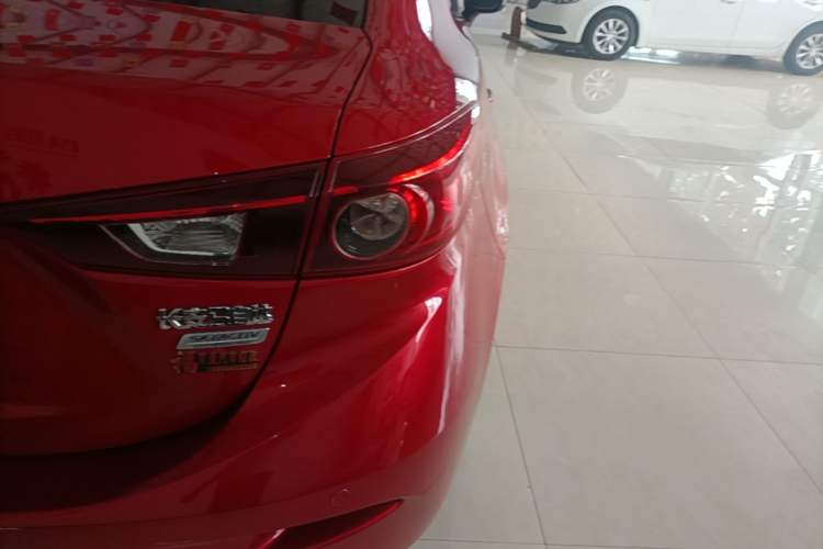 Used Mazda 3 Axela 2016 Sedan 1.5L Automatic Comfort Model Right Rear Taillight