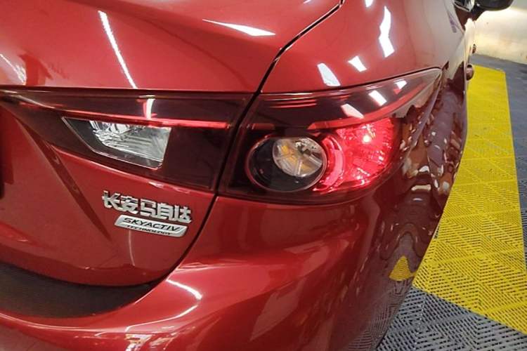 Used Mazda 3 Axela 2016 Sedan 2.0L Automatic Sport Model Right Rear Taillight