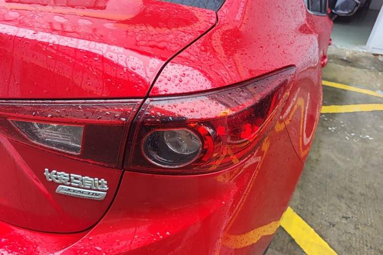 Used Mazda 3 Axela 2016 Sedan 1.5L Automatic Comfort Model Right Rear Taillight