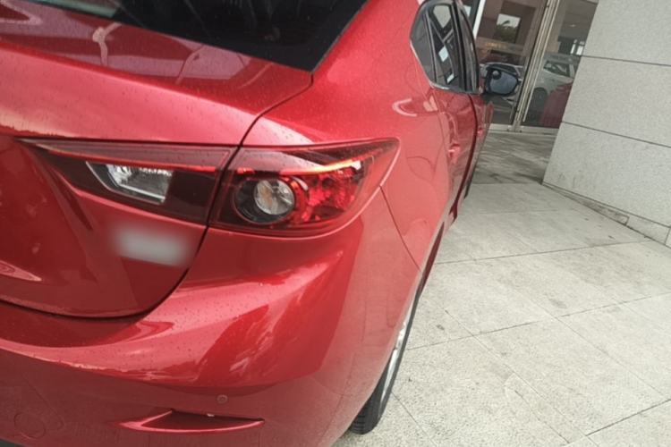 Used Mazda 3 Axela 2016 Sedan 1.5L Automatic Luxury Model Right Rear Taillight