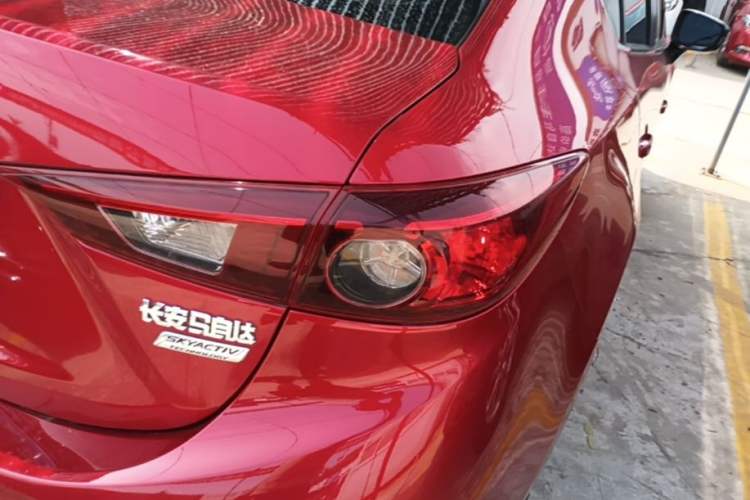 Used Mazda 3 Axela 2016 Sedan 2.0L Automatic Flagship Model Right Rear Taillight