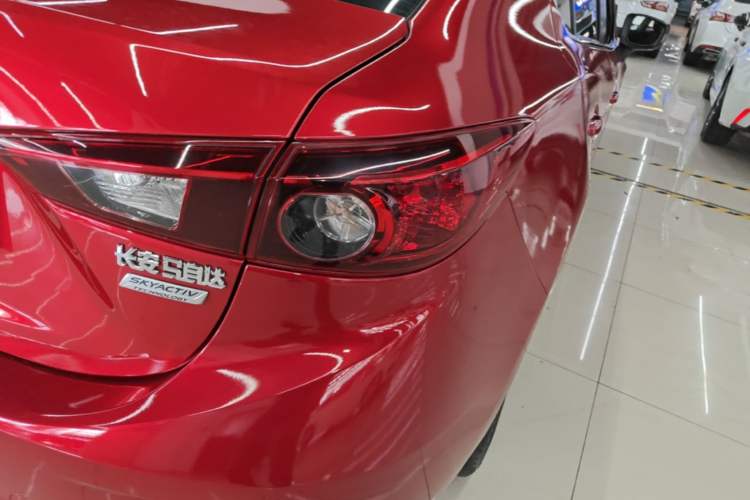 Used Mazda 3 Axela 2016 Sedan 1.5L Automatic Luxury Model Right Rear Taillight