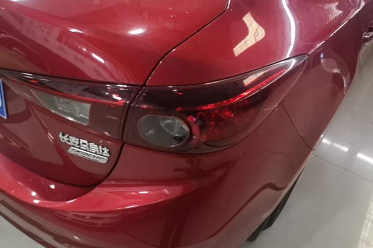 Used Mazda 3 Axela 2016 Sedan 1.5L Automatic Comfort Model Right Rear Taillight