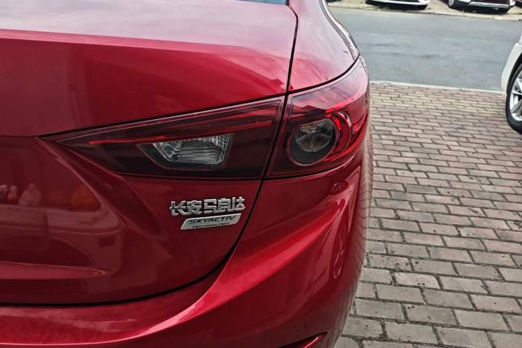 Used Mazda 3 Axela 2016 Sedan 1.5L Automatic Luxury Model Right Rear Taillight