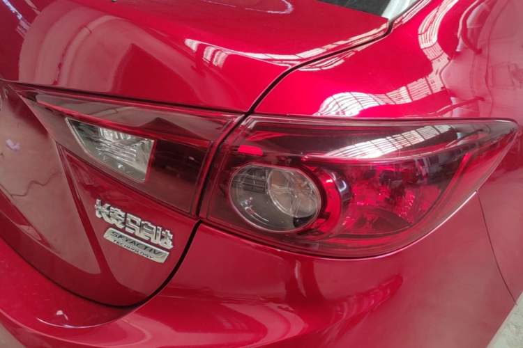 Used Mazda 3 Axela 2016 Sedan 1.5L Automatic Luxury Model Right Rear Taillight