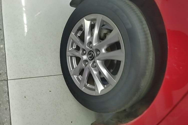 Used Mazda 3 Axela 2016 Sedan 1.5L Manual Comfort Model Right Rear Wheel Hub