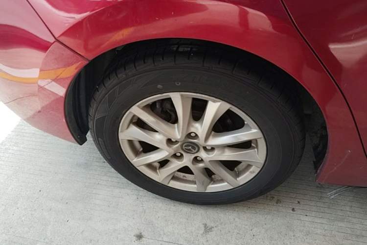 Used Mazda 3 Axela 2016 Sedan 1.5L Automatic Comfort Model Right Rear Wheel Hub