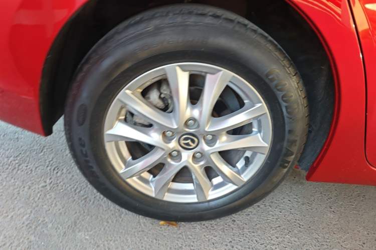Used Mazda 3 Axela 2016 Sedan 1.5L Manual Comfort Model Right Rear Wheel Hub