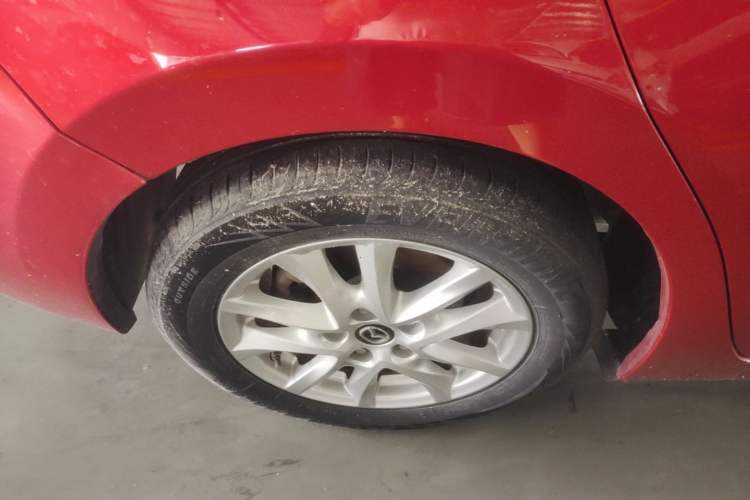 Used Mazda 3 Axela 2016 Sedan 1.5L Automatic Luxury Model Right Rear Wheel Hub