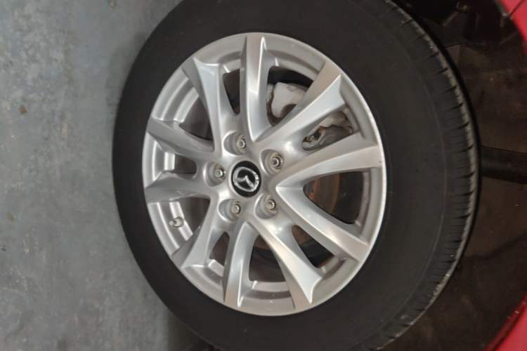Used Mazda 3 Axela 2016 Sedan 1.5L Automatic Luxury Model Right Rear Wheel Hub