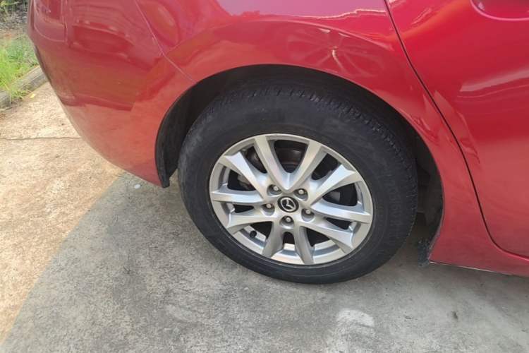 Used Mazda 3 Axela 2016 Sedan 1.5L Automatic Comfort Model Right Rear Wheel Hub