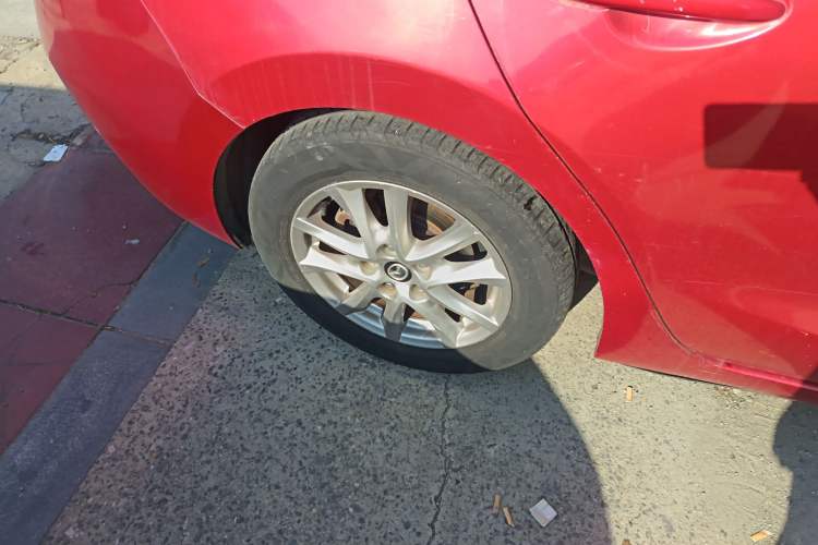 Used Mazda 3 Axela 2016 Sedan 1.5L Automatic Comfort Model Right Rear Wheel Hub