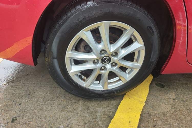Used Mazda 3 Axela 2016 Sedan 1.5L Automatic Comfort Model Right Rear Wheel Hub