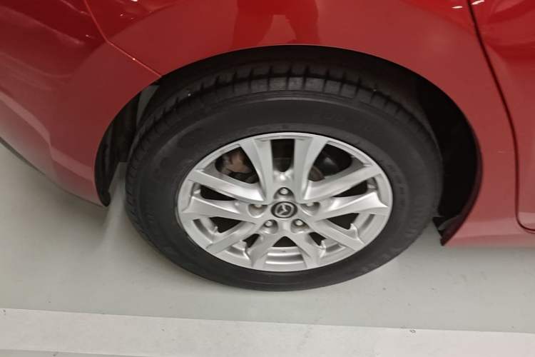 Used Mazda 3 Axela 2016 Hatchback 1.5L Automatic Luxury Model Right Rear Wheel Hub