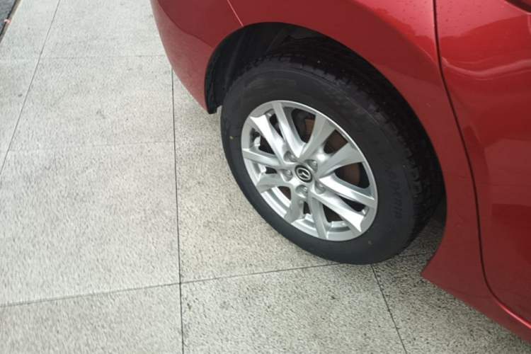 Used Mazda 3 Axela 2016 Sedan 1.5L Automatic Luxury Model Right Rear Wheel Hub