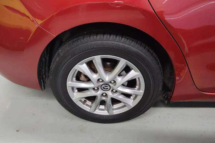 Used Mazda 3 Axela 2016 Sedan 1.5L Automatic Luxury Model Right Rear Wheel Hub