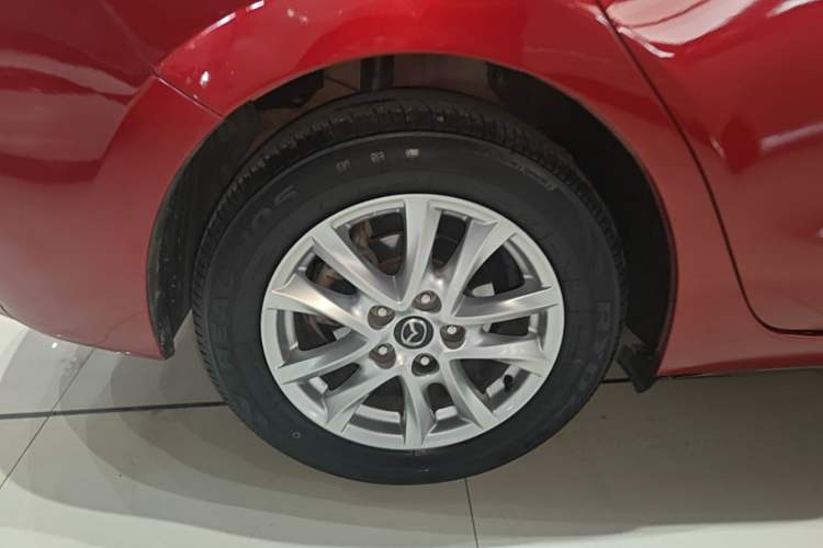 Used Mazda 3 Axela 2016 Sedan 1.5L Automatic Luxury Model Right Rear Wheel Hub