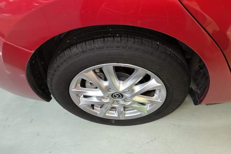 Used Mazda 3 Axela 2016 Sedan 1.5L Automatic Luxury Model Right Rear Wheel Hub