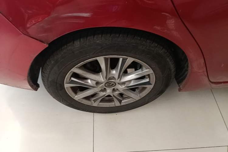 Used Mazda 3 Axela 2016 Sedan 1.5L Automatic Comfort Model Right Rear Wheel Hub
