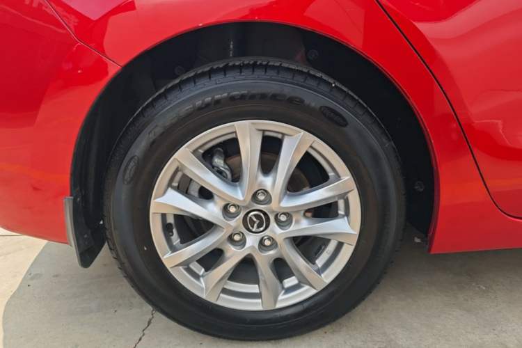 Used Mazda 3 Axela 2016 Sedan 1.5L Automatic Luxury Model Right Rear Wheel Hub
