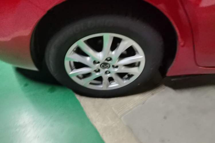 Used Mazda 3 Axela 2016 Sedan 1.5L Automatic Luxury Model Right Rear Wheel Hub