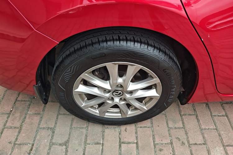 Used Mazda 3 Axela 2016 Sedan 1.5L Automatic Luxury Model Right Rear Wheel Hub