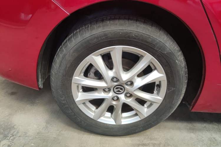 Used Mazda 3 Axela 2016 Sedan 1.5L Automatic Luxury Model Right Rear Wheel Hub