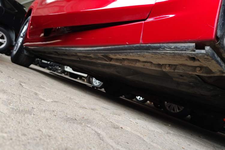 Used Mazda 3 Axela 2016 Sedan 1.5L Automatic Luxury Model Right Side Sill