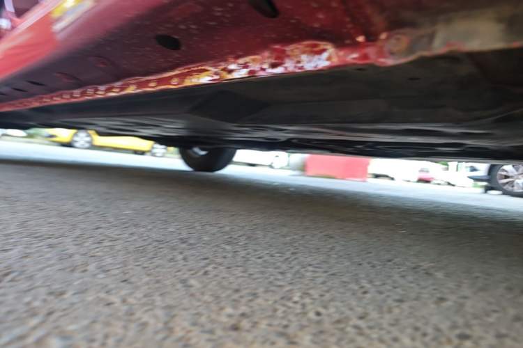 Used Mazda 3 Axela 2016 Sedan 1.5L Manual Comfort Model Right Side Sill