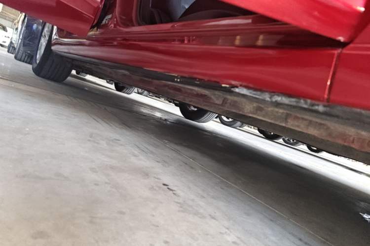 Used Mazda 3 Axela 2016 Sedan 1.5L Automatic Luxury Model Right Side Sill