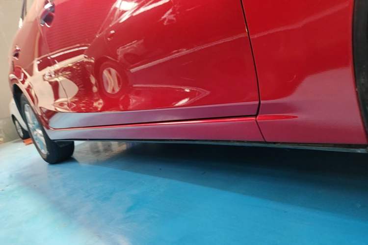 Used Mazda 3 Axela 2016 Sedan 1.5L Automatic Luxury Model Right Side Sill