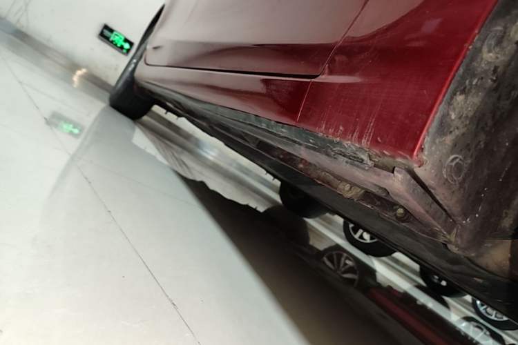 Used Mazda 3 Axela 2016 Sedan 1.5L Automatic Luxury Model Right Side Sill